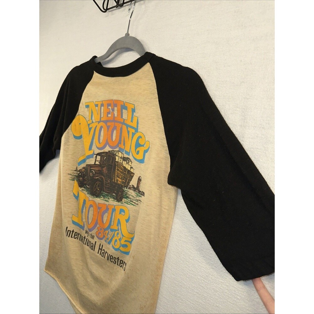 VTG 80s Shirt Neil Young International Harvesters Tour Concert Tee 1984 FlawRARE - Picture 16 of 16